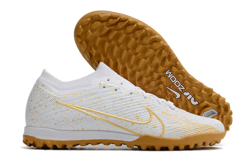 Chuteira Society Nike Air Zoom Mercurial Vapor 15 Elite TF Branco e Dourada