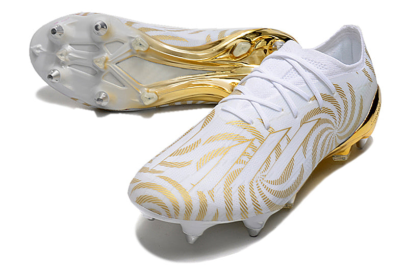 Chuteira Campo Adidas X Speedportal.1 Ponta de Aluminio Branca e Dourada "Benzema Balon d'Or"