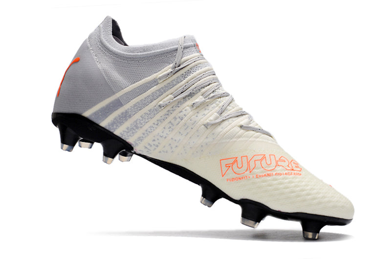 Chuteira Campo Puma Future Z 1.3 FG Branca e Cinza "First Mile"