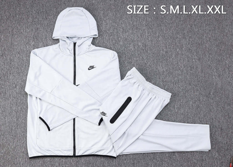 Conjunto de Moletom Nike Sportswear Tech Fleece com Touca Cinza