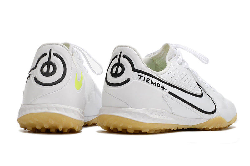 Chuteira Society Nike Tiempo Legend 9 Elite TF Branca e Preta