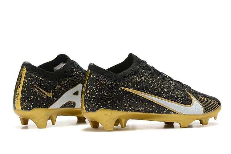 Chuteira Campo Nike Air Zoom Mercurial Vapor 15 Elite FG Preto e Dourado