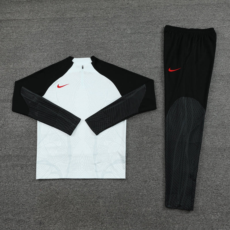 Conjunto de Frio Nike Training Branco e Preto