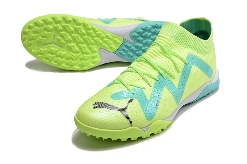 Chuteira Society Puma Future Ultimate TF Verde "Pursuit Pack"