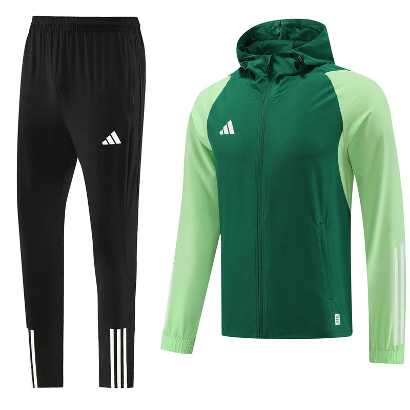 Conjunto de Moletom Adidas Sportswear com Touca Verde e Preto