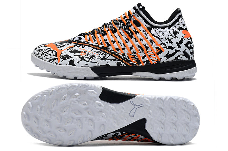 Chuteira Society Puma Future Z 1.3 TF Preto, Laranja e Branco "Teaser"