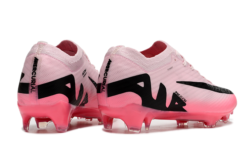 Chuteira Campo Nike Air Zoom Mercurial Vapor 15 Elite FG Rosa e Preto "Mad Brilliance Pack"