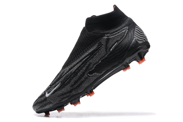 Chuteira Campo Nike Phantom GX DF Elite FG Preta e Laranja "Black Pack"