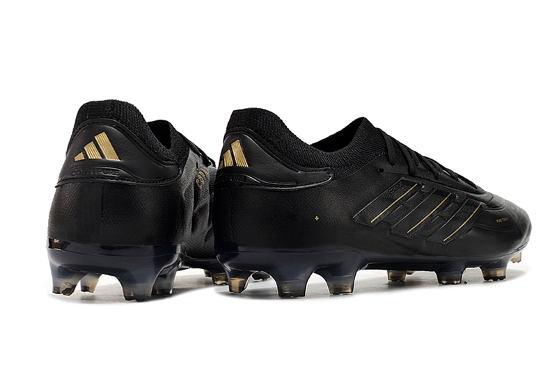 Chuteira Campo Adidas Copa Pure II + FG Preta e Dourada "Darkspark Pack"