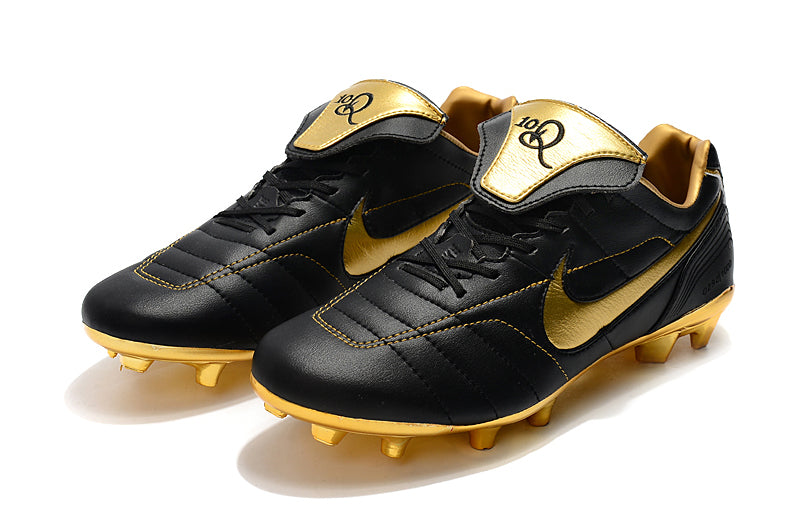 Chuteira Campo Nike Retrô Tiempo Legend 7 Elite FG Preta e Dourada R10