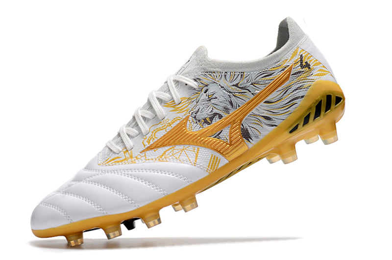 Chuteira Campo Mizuno Morelia Neo 3 FG Branca e Dourada "Sergio Ramos"