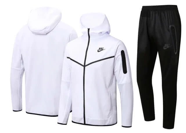 Conjunto de Moletom Nike Sportswear Tech Fleece com Touca Branco e Preto