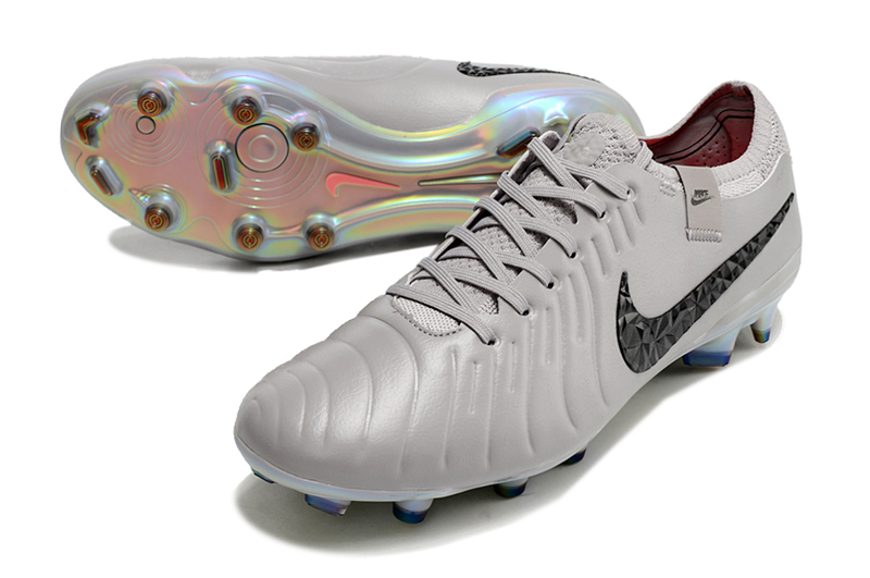 Chuteira Campo Nike Tiempo Legend 10 Elite FG Prata e Preto "Rising Gem Pack"