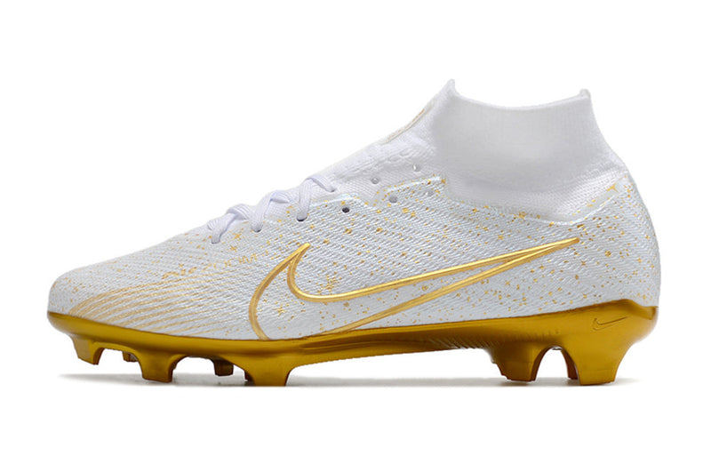 Chuteira Campo Nike Air Zoom Mercurial Superfly 9 Elite FG Branca e Dourado