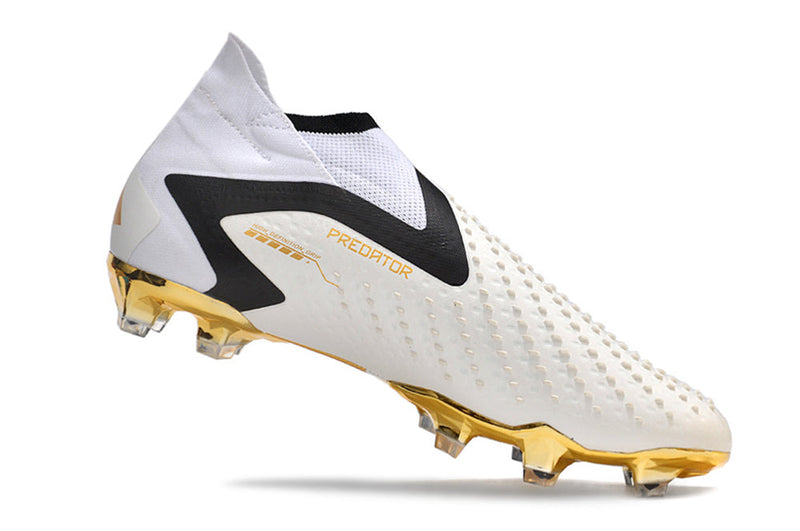 Chuteira Campo Adidas Predator Accuracy+ Bellingham FG Branca e Dourada