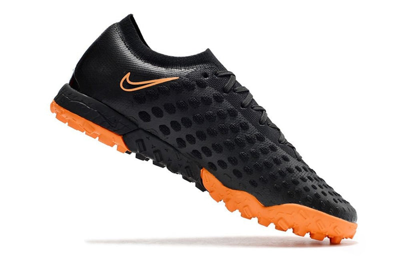 Chuteira Society Nike Phantom Ultra Venom Elite TF Preta e Laranja