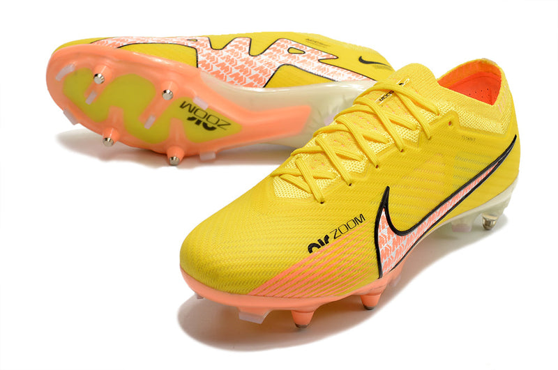 Chuteira Campo Nike Air Zoom Mercurial Vapor 15 Elite Ponta de Aluminio Amarela "Lucent Pack"