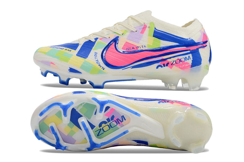 Chuteira Campo Nike Air Zoom Mercurial Vapor 15 Elite FG Branco, Azul e Rosa