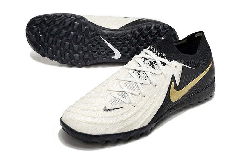 Chuteira Society Nike Phantom GX 2 Elite TF Preta, Branca e Dourada "Mad Ready Pack"