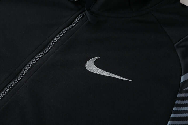 Conjunto de Moletom Nike com Touca Preto e Cinza