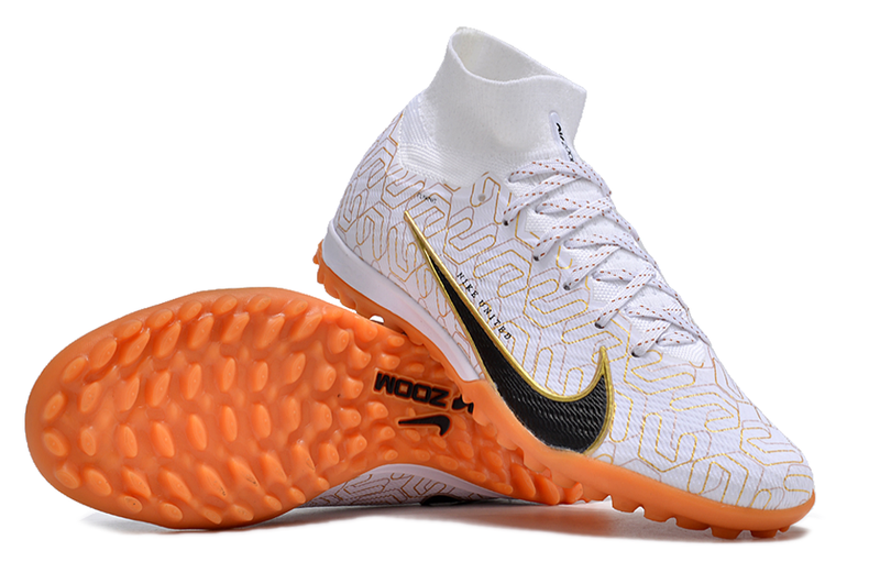 Chuteira Society Nike Air Zoom Mercurial Superfly 9 Elite TF Branca e Dourada "United Golden Pack"