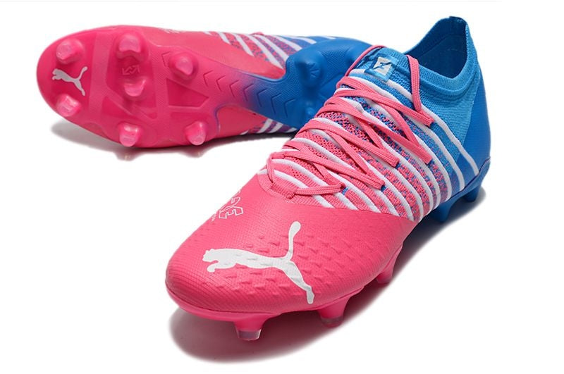 Chuteira Campo Puma Future Z 1.3 FG Azul e Rosa