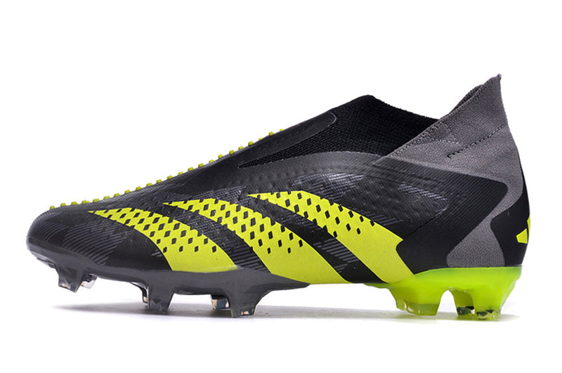 Chuteira Campo Adidas Predator Accuracy+ FG Preta e Verde "Crazycharged Pack"