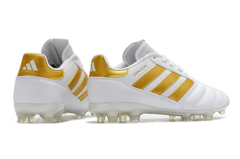 Chuteira Campo Adidas Copa Icon FG Branco e Dourado