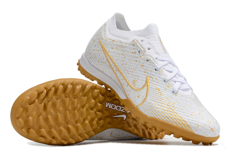 Chuteira Society Nike Air Zoom Mercurial Vapor 15 Elite TF Branco e Dourada