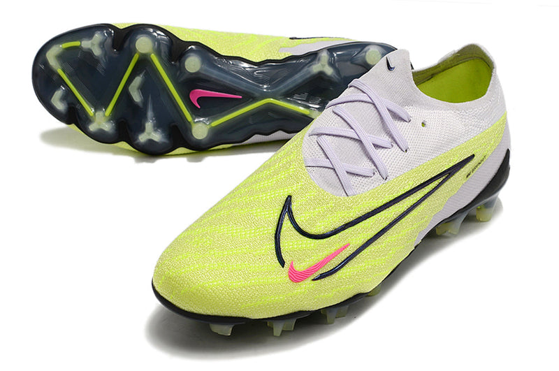 Chuteira Campo Nike Phantom GX Elite FG Branca e Verde "Luminous Pack"