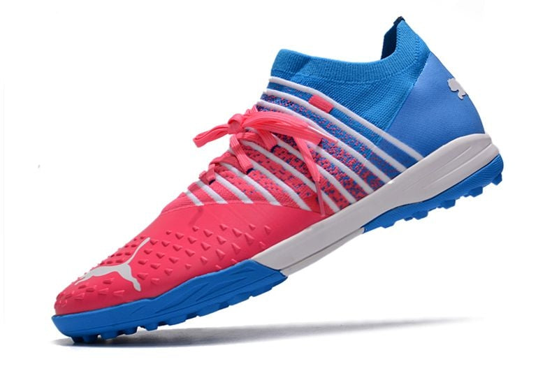 Chuteira Society Puma Future Z 1.3 TF Azul e Rosa