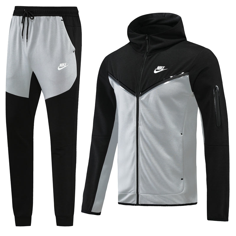 Conjunto de Moletom Nike Sportswear Tech Fleece com Touca Preto