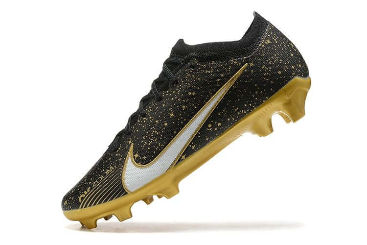 Chuteira Campo Nike Air Zoom Mercurial Vapor 15 Elite FG Preto e Dourado