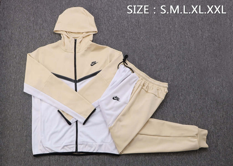 Conjunto de Moletom Nike Sportswear Tech Fleece com Touca Bege e Branco