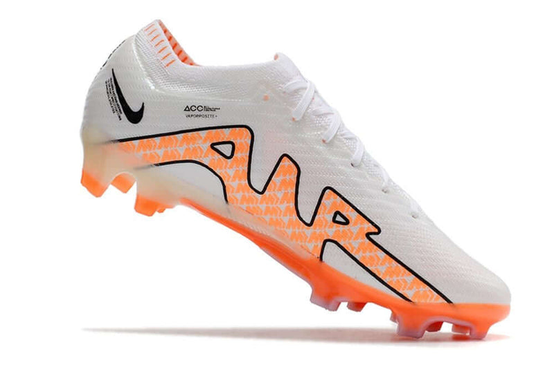 Chuteira Campo Nike Air Zoom Mercurial Vapor 15 Elite FG Branca e Laranja