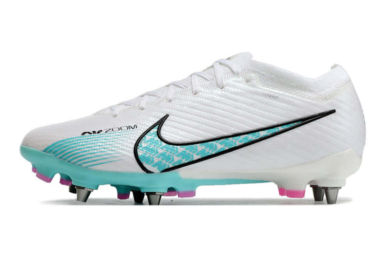 Chuteira Campo Nike Air Zoom Mercurial Vapor 15 Elite Trava Mista Branca, Azul e Rosa