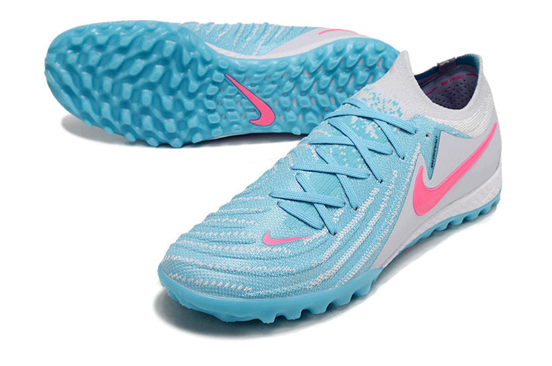 Chuteira Society Nike Phantom GX 2 Elite TF Cinza, Azul e Rosa