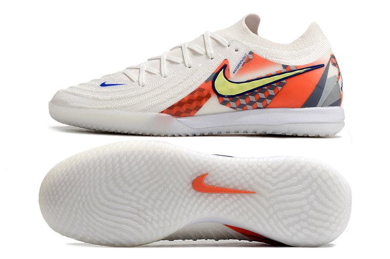 Chuteira Futsal Nike Phantom GX 2 Elite IC Branca, Cinza e Vermelho "Barna Pack"