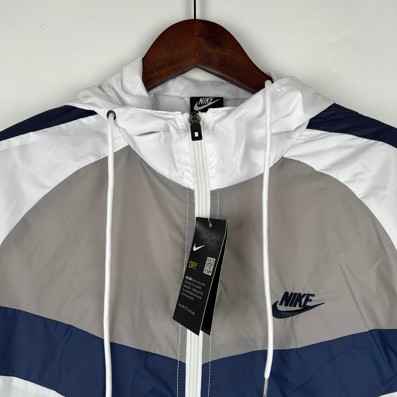 Corta Vento Nike Sportswear Branca e Preta