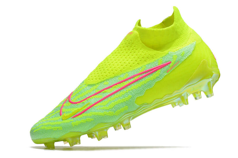 Chuteira Campo Nike Phantom GX DF Elite FG Verde e Rosa