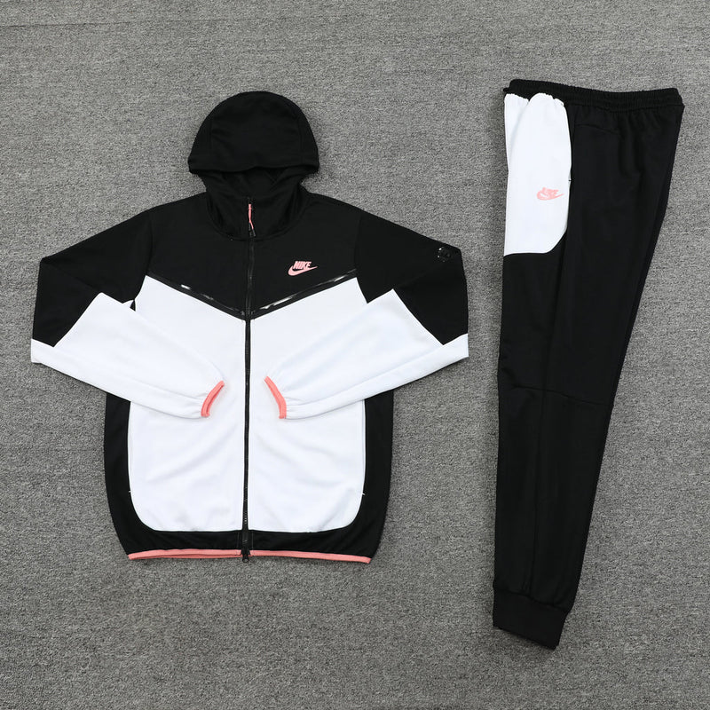 Conjunto de Moletom Nike Sportswear Tech Fleece com Touca Preto e Branco