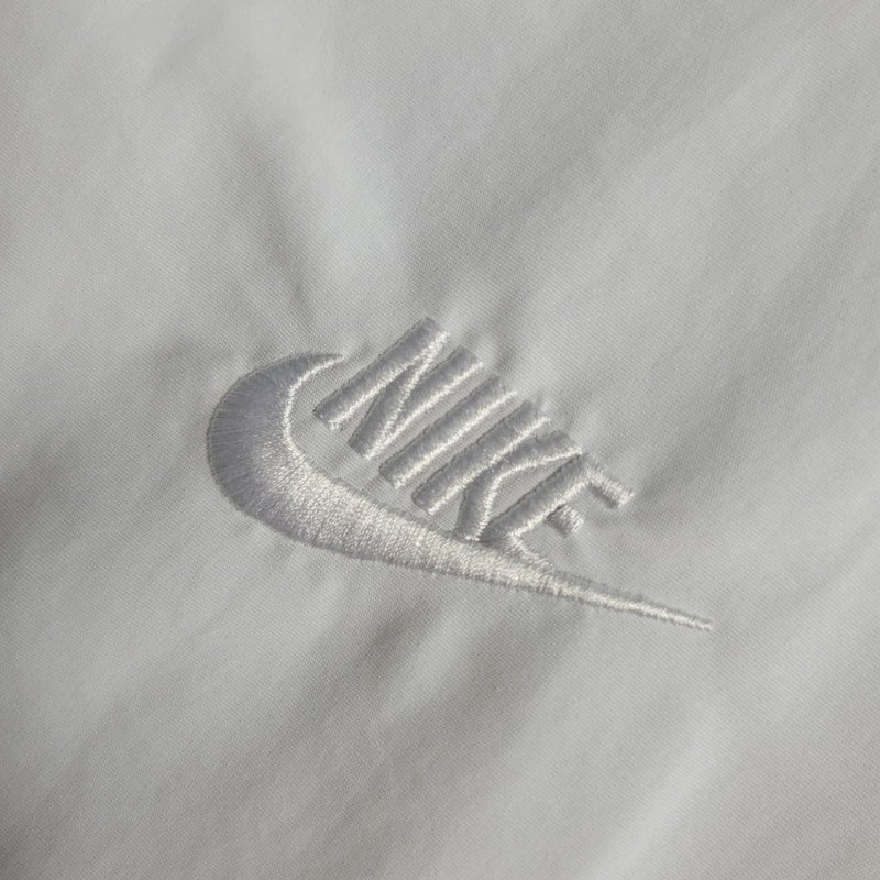 Corta Vento Nike Swoosh Branco e Preto