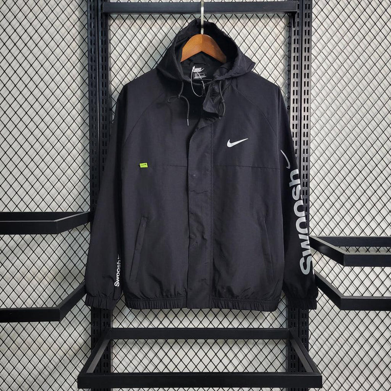 Corta Vento Nike Sportwear Swoosh Preto