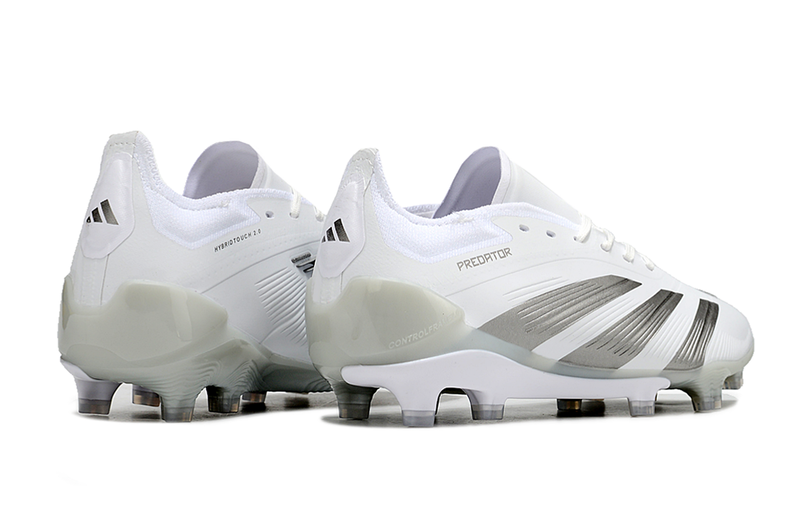 Chuteira Campo Adidas Predator Elite FG Branca e Prata "Pearlized Pack"