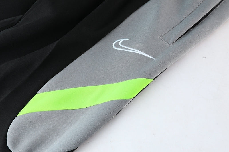 Conjunto de Frio Nike Sportswear Preto, Cinza e Neon