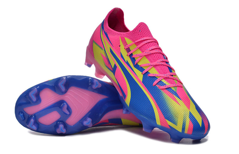 Chuteira Campo Puma Ultra Ultimate FG Rosa, Azul e Amarelo "Energy Pack"