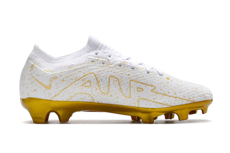 Chuteira Campo Nike Air Zoom Mercurial Vapor 15 Elite FG Branca e Dourado