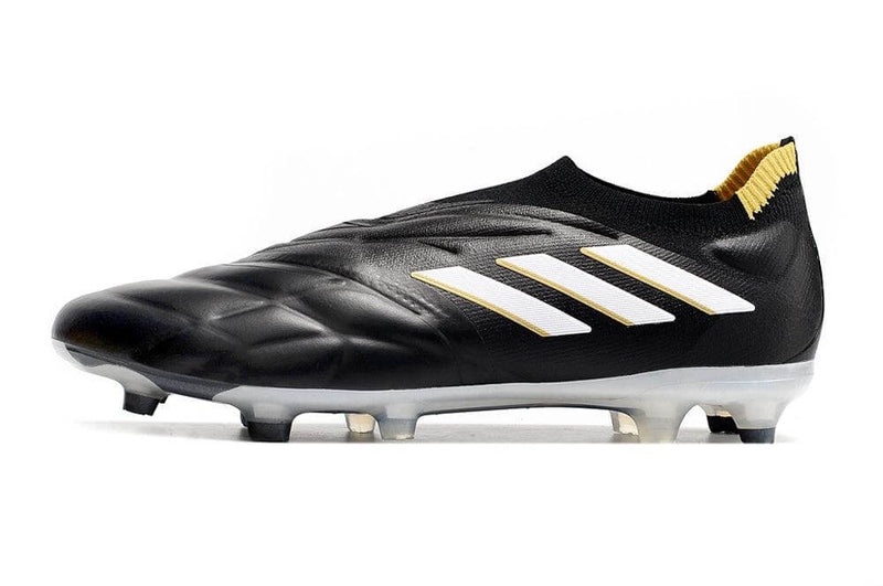 Chuteira Campo Adidas Copa Pure+ FG Preta e Branca "Teaser"