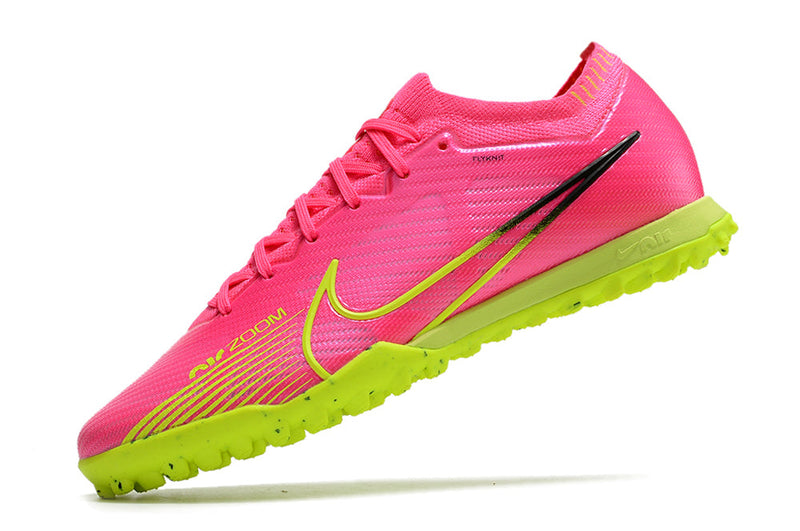 Chuteira Society Nike Air Zoom Mercurial Vapor 15 Elite TF Rosa e Verde "Luminous Pack"