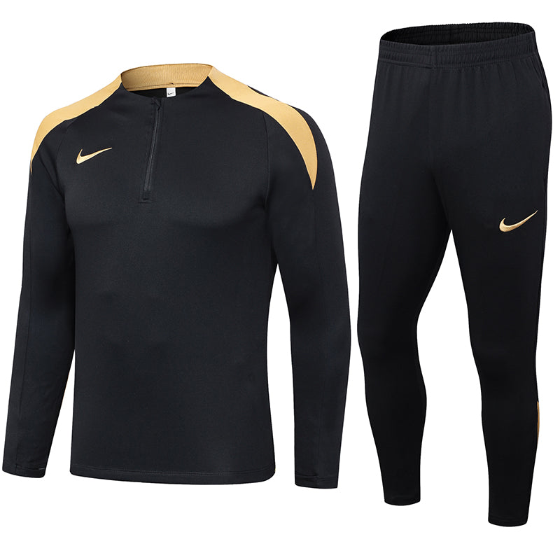 Conjunto de Frio Nike Training Preto e Dourado